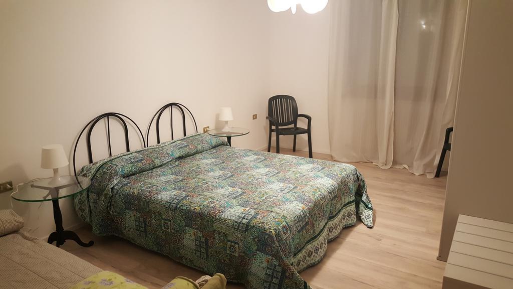 Apartment Weiss Home Riva del Garda Exterior foto